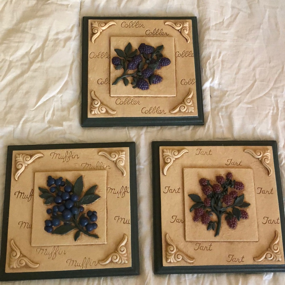3- Vintage Wall Decorative Frames